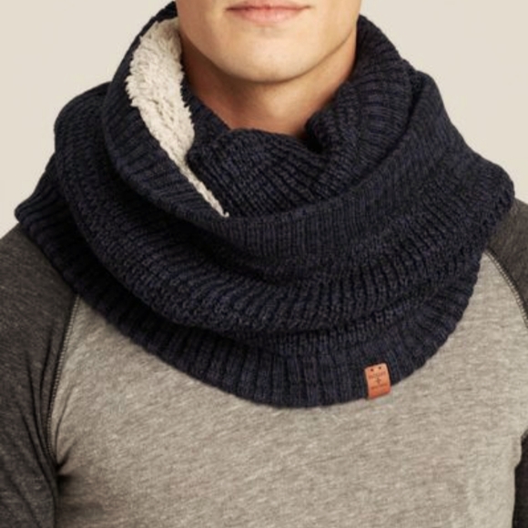 Bickley + Mitchell Other - Cable Knit Neckwarmer